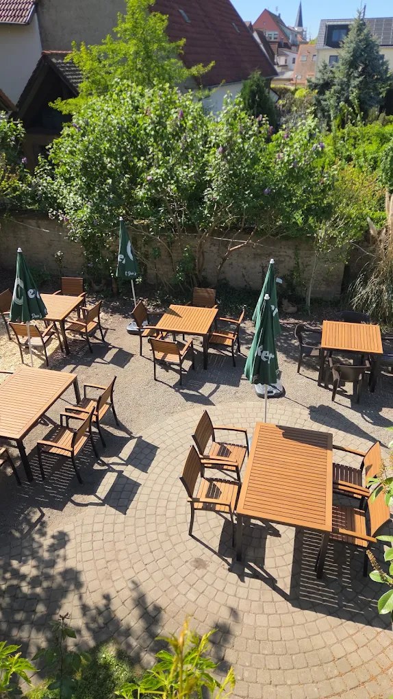 Gemütlicher Biergarten der Gaststätte Ventil